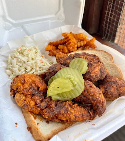 Red's 615 Chicken Nashville hot chicken